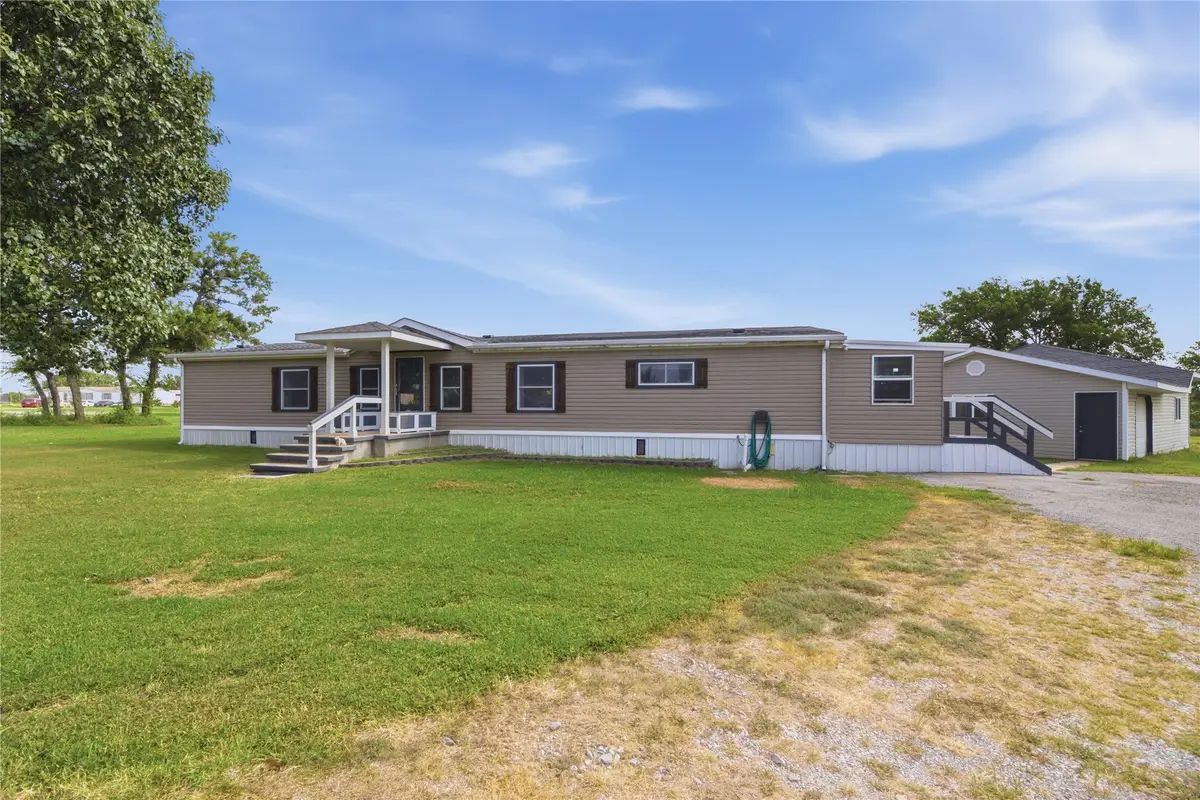 7018 E Countryside Lane, Mounds, OK 74047 - #1