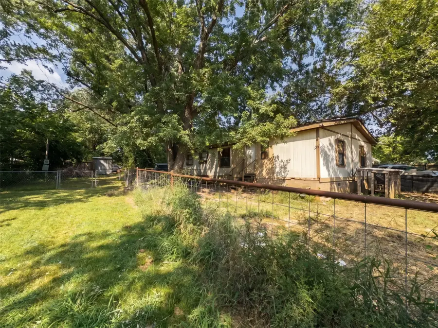 712 W Flint, Vinita, OK 74301 - #2
