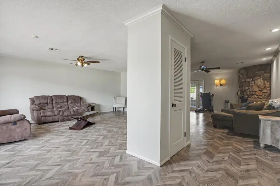 5737 E 58th Street, Tulsa, OK 74135 - #2