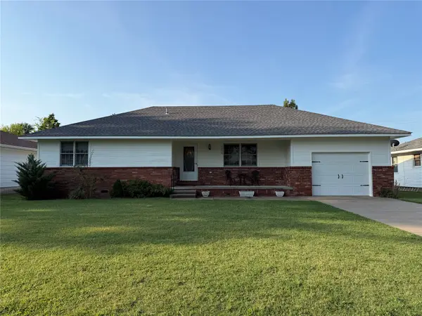 1226 SE Graham Court, Pryor, OK 74361