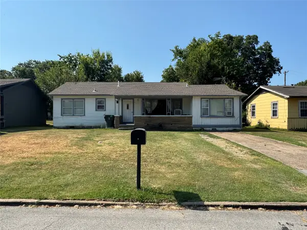 1620 Glennan Drive, Okmulgee, OK 74447