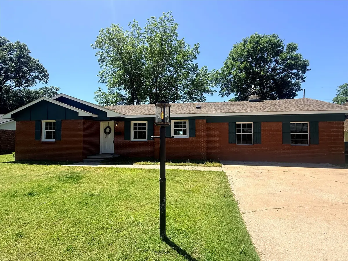 221 Rodman Circle, Muskogee, OK 74403 - #1