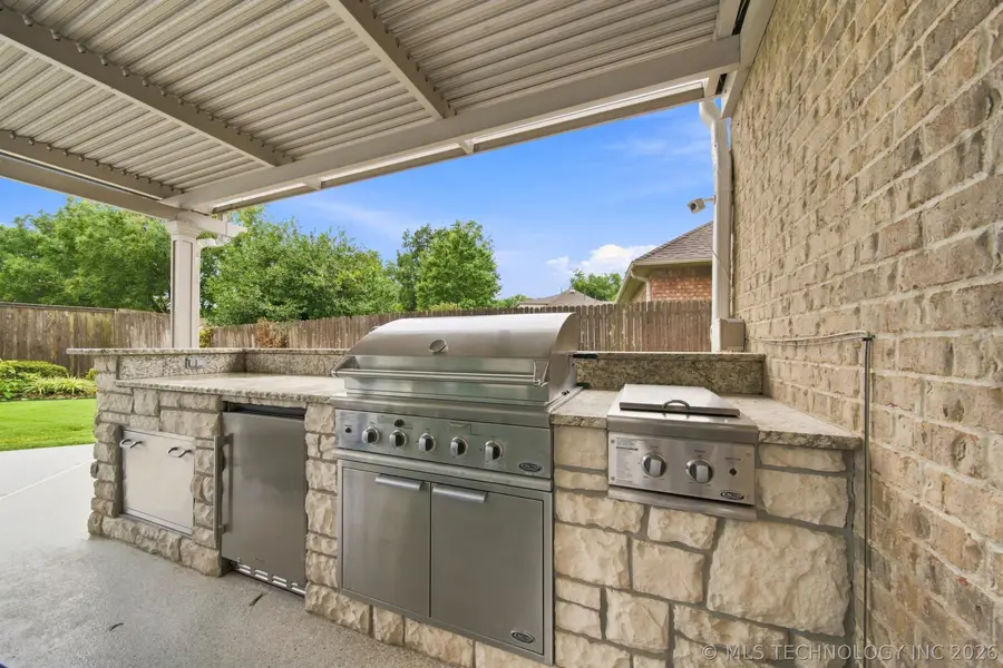 3705 W Urbana Street, Broken Arrow, OK 74012 - #3