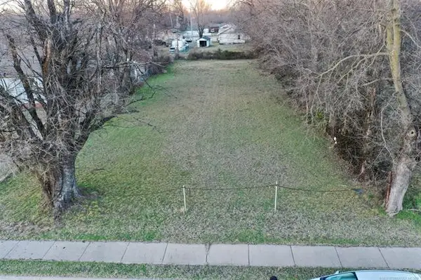 565 E Ute Street, Tulsa, OK 74106