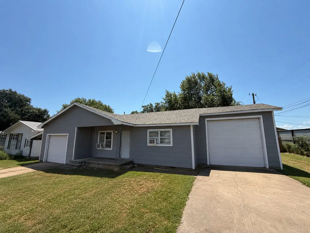 712 Nichols Avenue, Checotah, OK 74426 - #1
