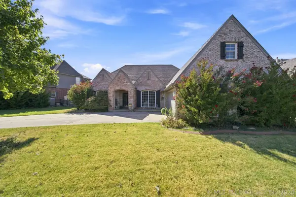 3104 N Oak Avenue, Broken Arrow, OK 74012