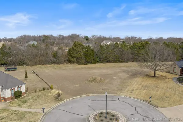 2205 Torrey Pines Drive, Ardmore, OK 73401