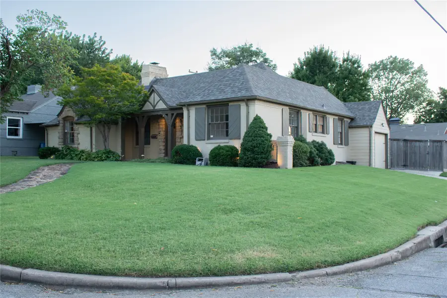1204 S Evanston Avenue S, Tulsa, OK 74104 - #2