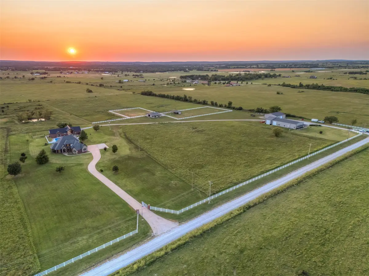 16727 N 300 Road, Morris, OK 74445 - #1