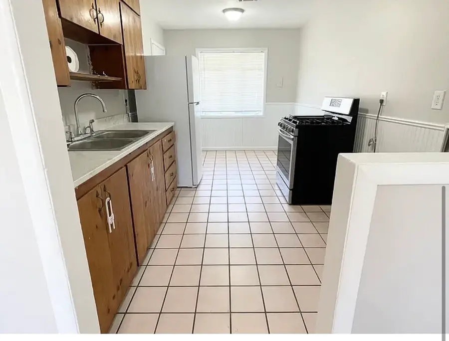 315 SE Avondale Avenue, Bartlesville, OK 74006 - #3