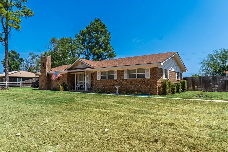 122 Hummingbird Circle, Colbert, OK 74733 - #2