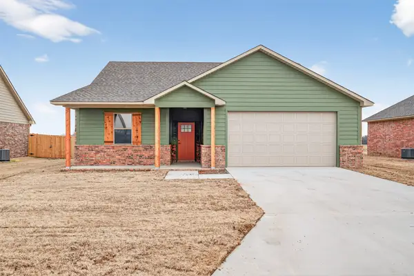 124 Countryside Way, Pocola, OK 74902