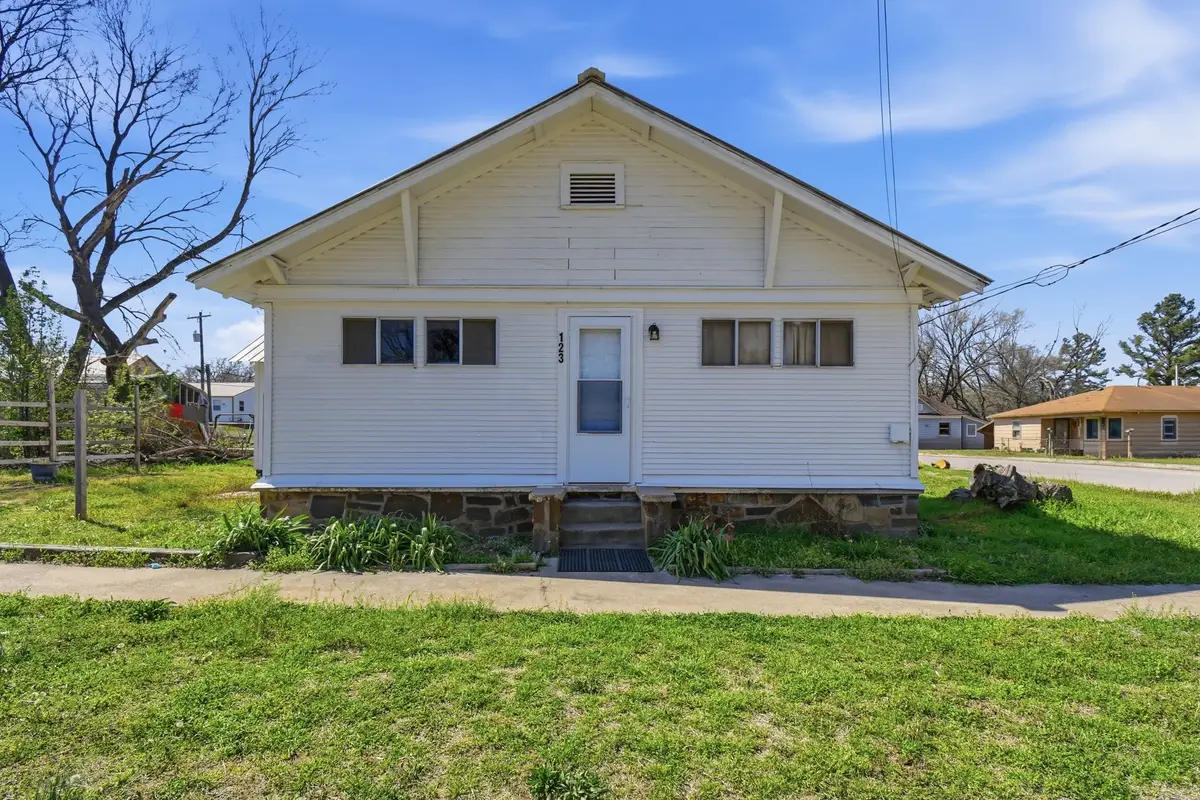 123 7th Street, Barnsdall, OK 74002 - #1