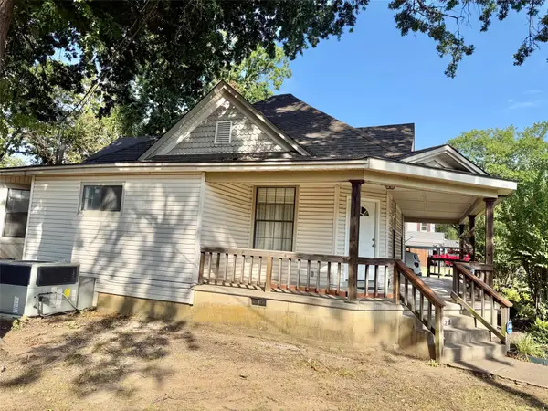 624 W Canadian Avenue, Vinita, OK 74301