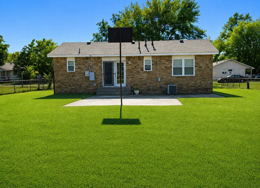 217 N Garrison Avenue N, Sperry, OK 74073 - #3
