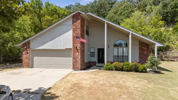 6905 W 51st Street, Tulsa, OK 74107
