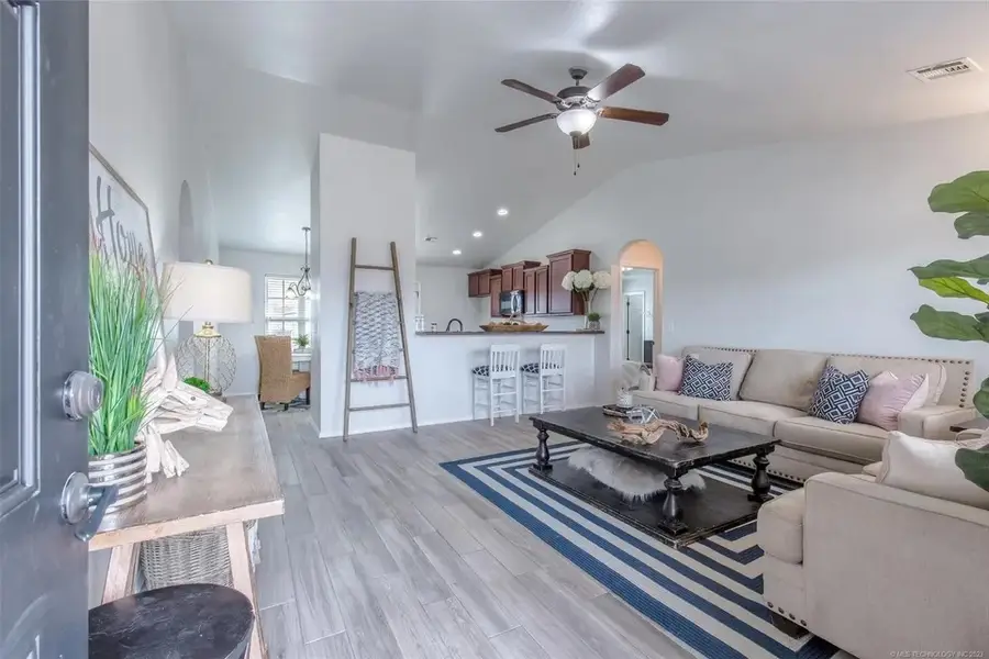 8693 S 262nd East Avenue, Broken Arrow, OK 74014 - #2