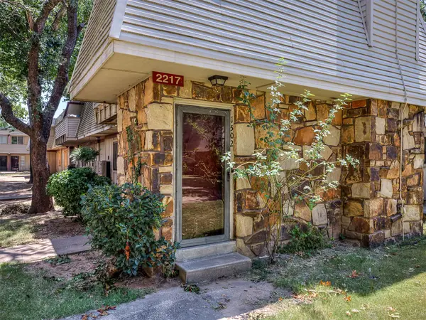 2217 E 67th Street S #1502, Tulsa, OK 74136