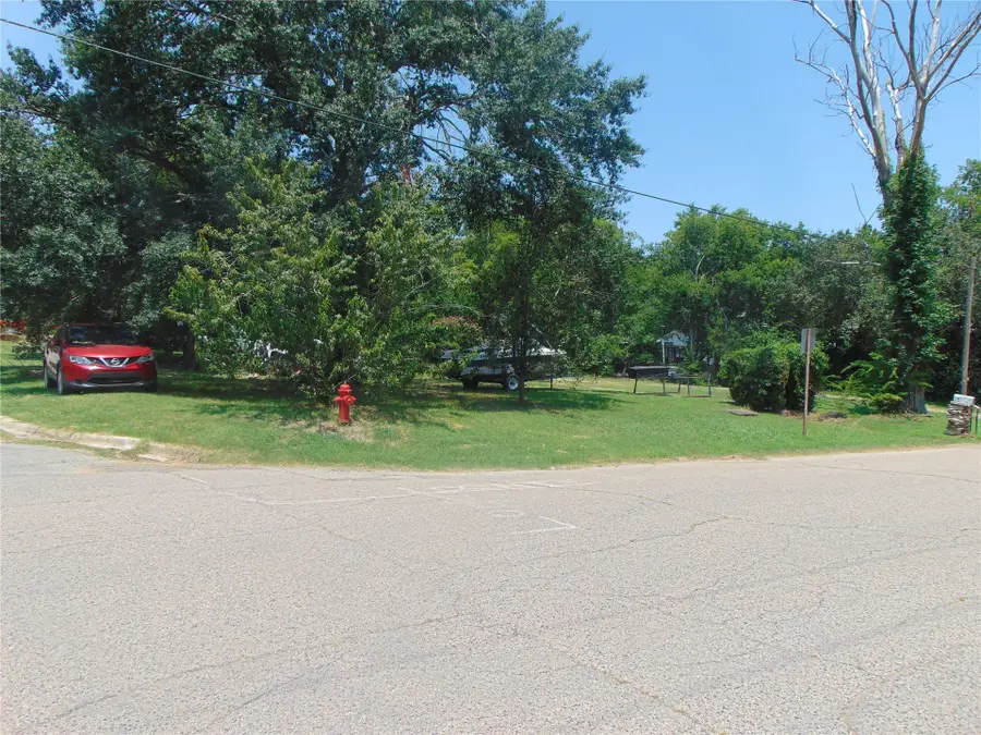 465 S California Avenue, Atoka, OK 74525 - #3