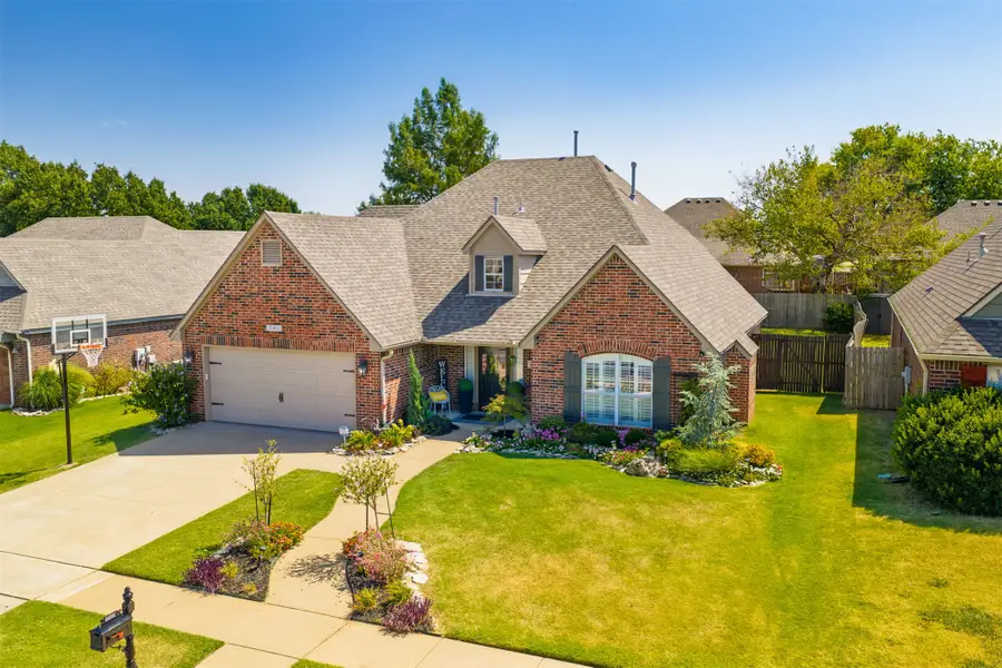 10401 N 114th East Avenue, Owasso, OK 74055 - #3