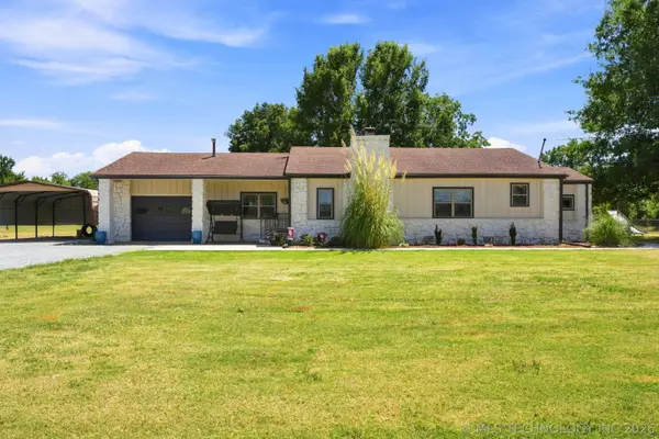 1301 W Smith Ferry Road, Muskogee, OK 74401