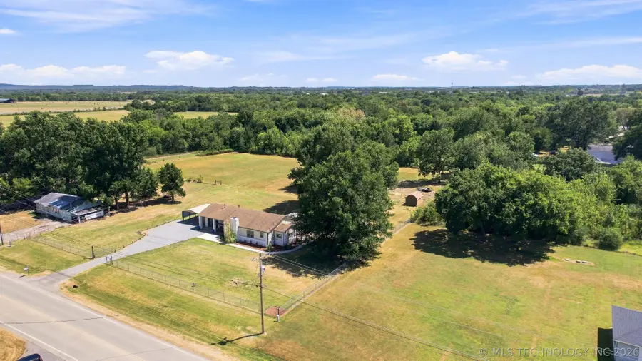 1301 W Smith Ferry Road, Muskogee, OK 74401 - #3
