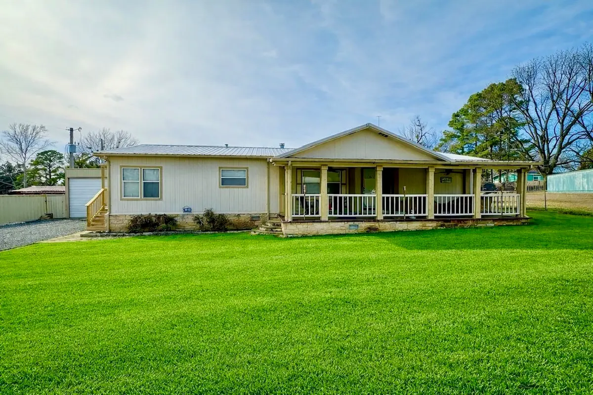 3943 Surf Road, Kingston, OK 73439 - #1