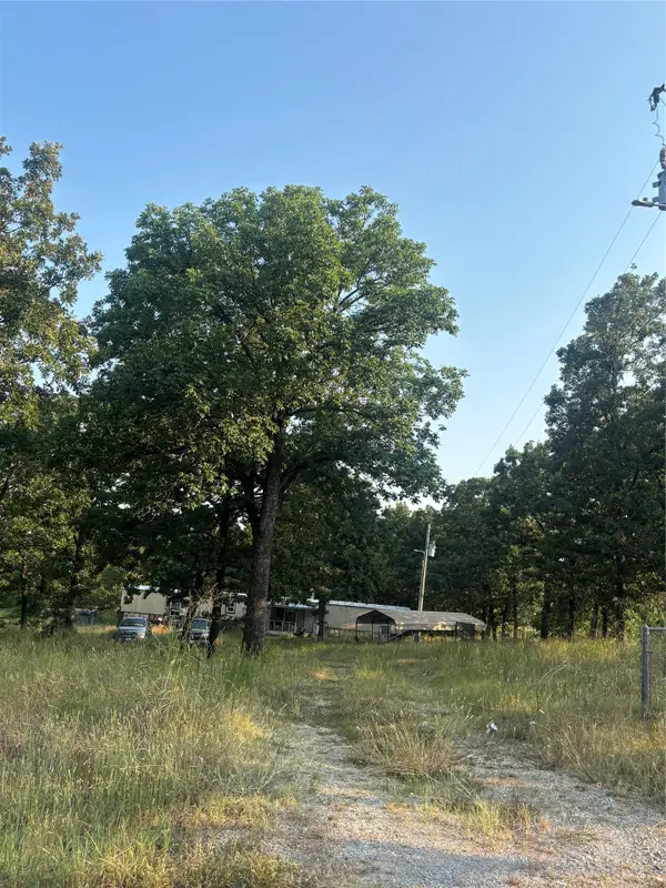 16136 S Maple Drive, Kellyville, OK 74039