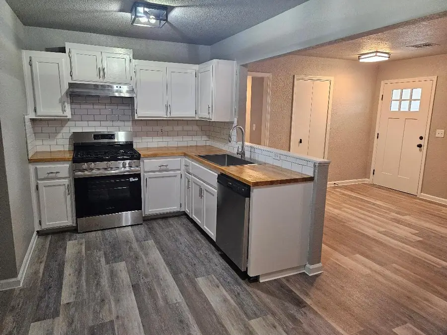 5443 W 11th Street, Tulsa, OK 74127 - #3