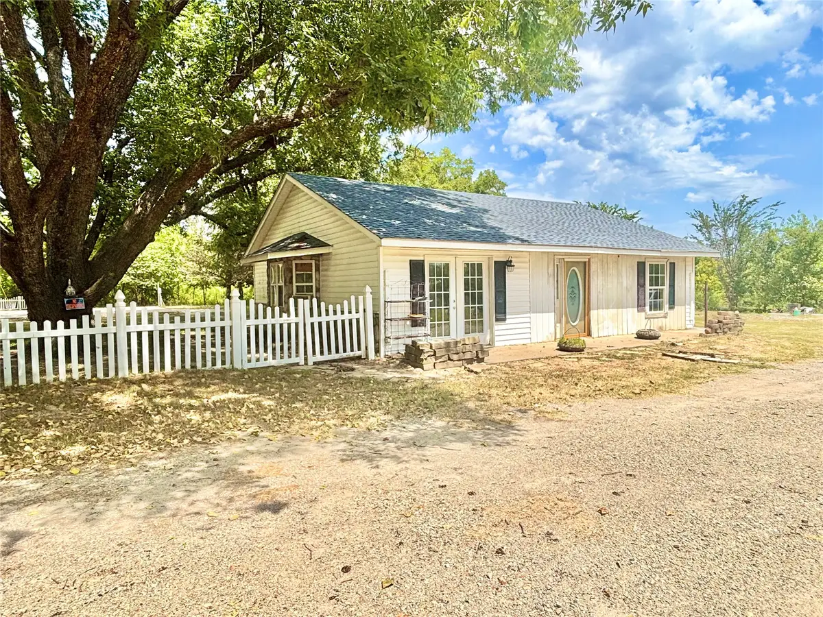 203 N Ohio Street, Hoyt, OK 74472 - #1