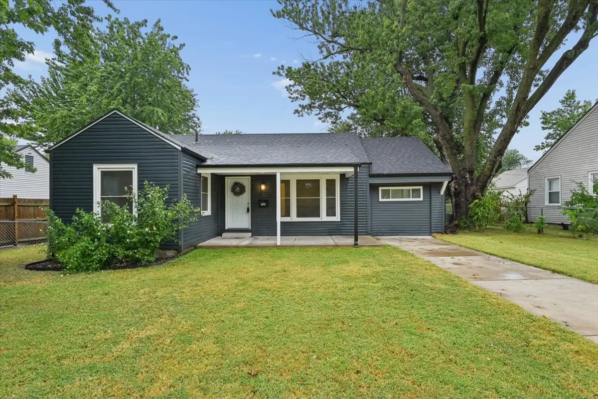 1424 S Erie Avenue, Tulsa, OK 74112 - #1