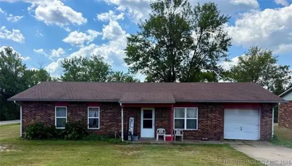 815 E Tutt Street, Henryetta, OK 74437