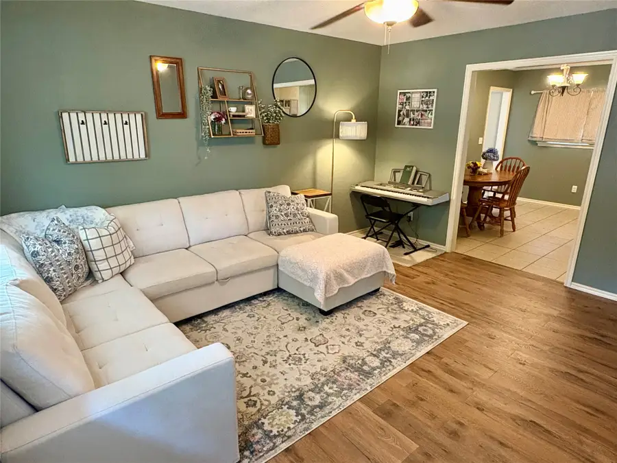 210 SE Elmhurst Avenue, Bartlesville, OK 74006 - #3