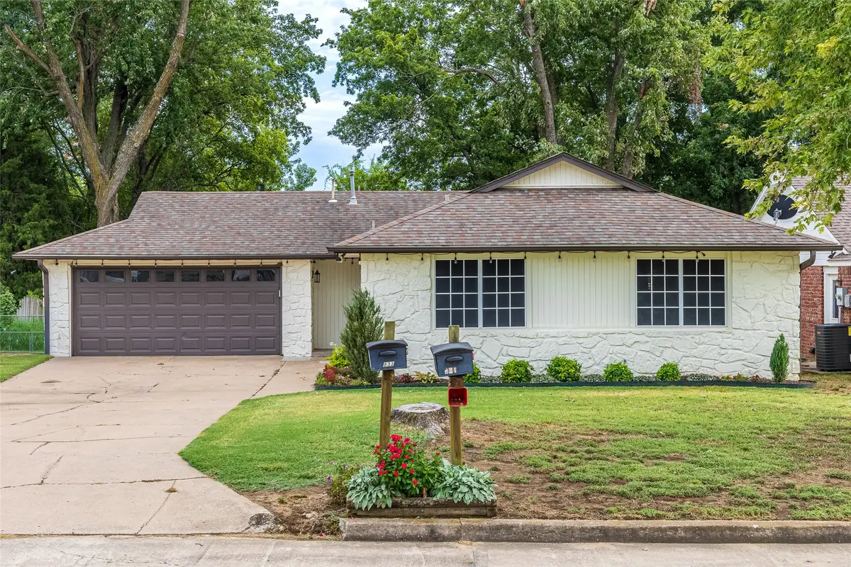 833 W 23rd Street N, Claremore, OK 74017 - #1