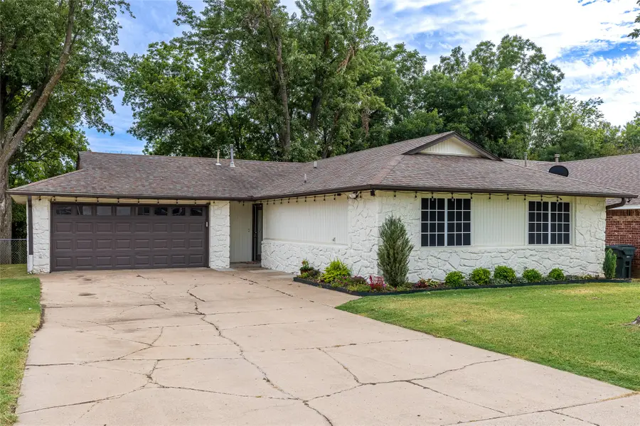 833 W 23rd Street N, Claremore, OK 74017 - #2