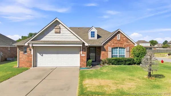 9022 N 156th East Avenue, Owasso, OK 74055