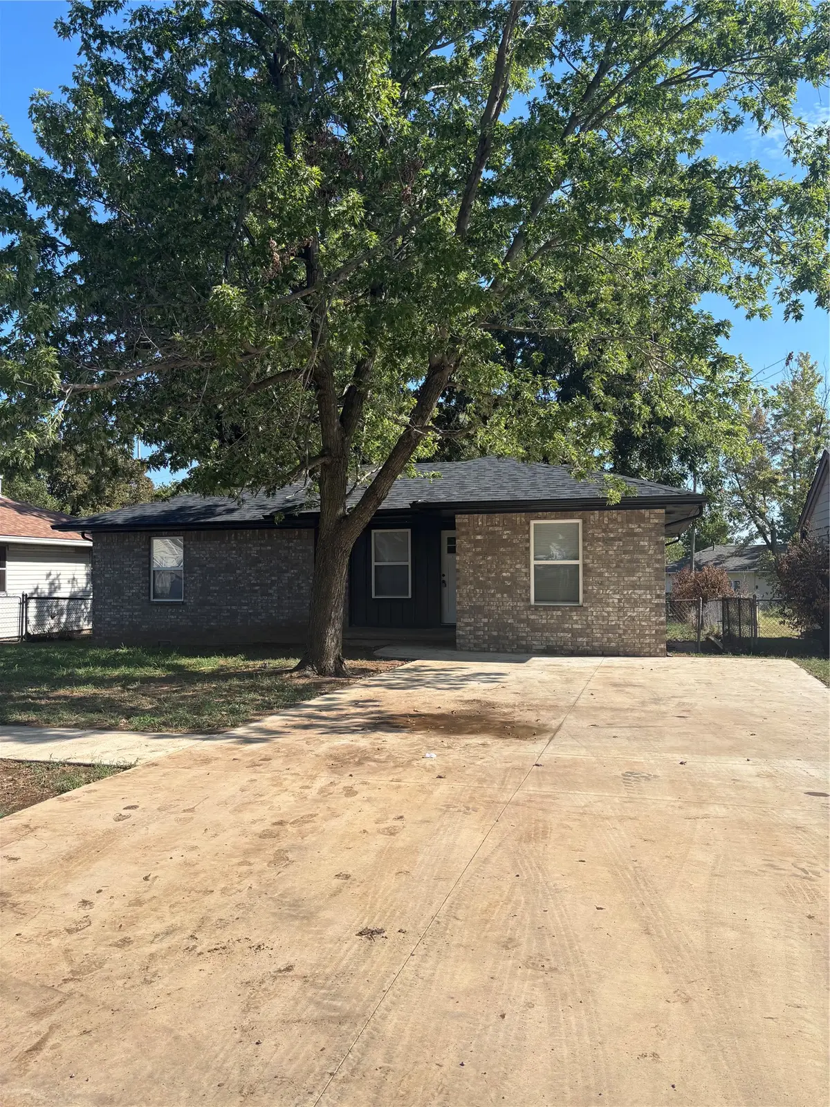 405 E 8th Street, Cushing, OK 74023 - #1