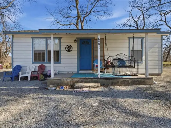 600 S Main, Spavinaw, OK 74366