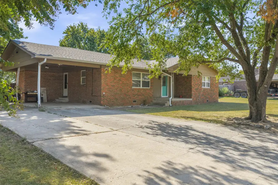 108 Circle Drive, Davis, OK 73030 - #2