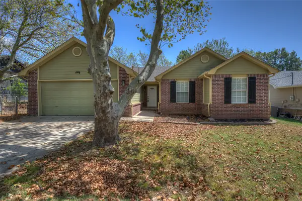 911 N 14th Street, Collinsville, OK 74021
