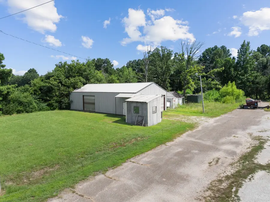 206 Industrial Avenue, Idabel, OK 74745 - #2