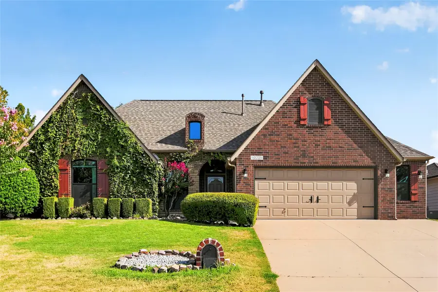 10221 E 113th Street S, Bixby, OK 74008 - #3