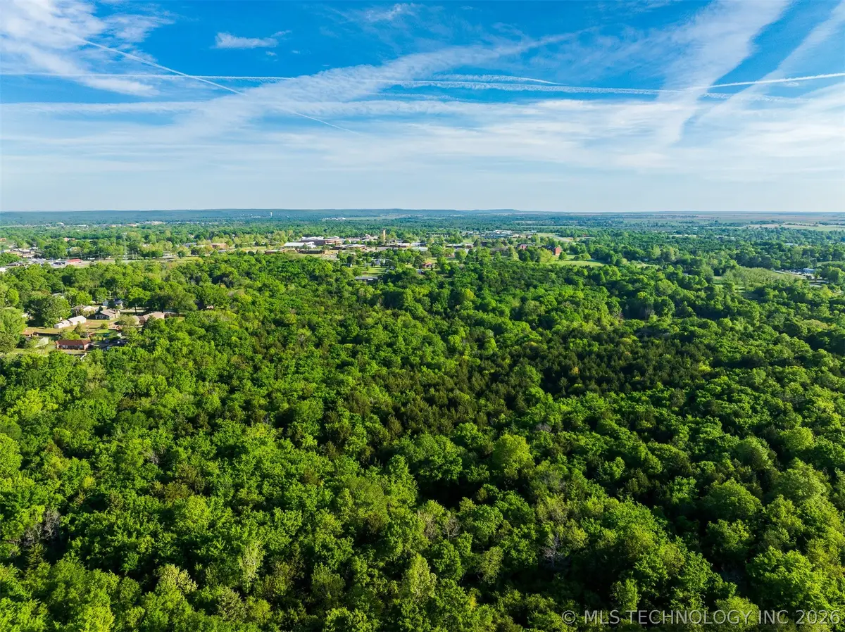 1930 E 9th Street, Okmulgee, OK 74447 - #1