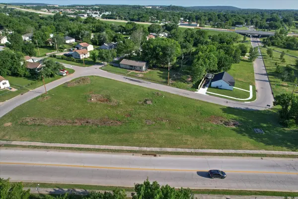 2715 N Kenosha Avenue, Tulsa, OK 74106