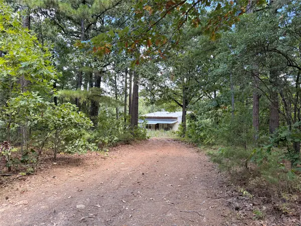 16508 Round Mountain Road, Howe, OK 74940