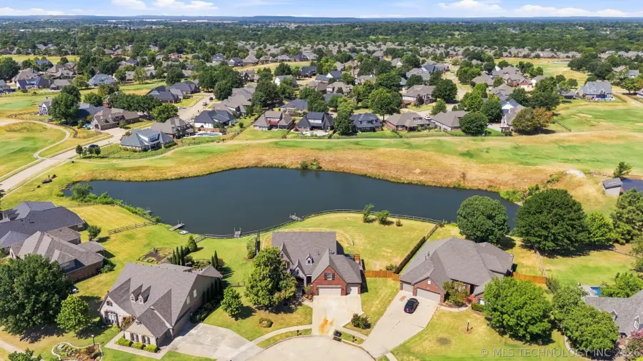 9306 N 103rd East East Avenue, Owasso, OK 74055 - #2