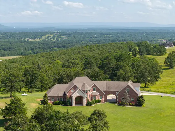 34380 Berry Frost Lane, Poteau, OK 74953