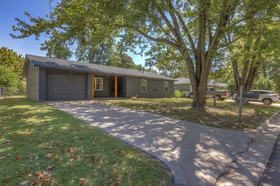 13663 S 286th East Avenue, Coweta, OK 74429 - #2