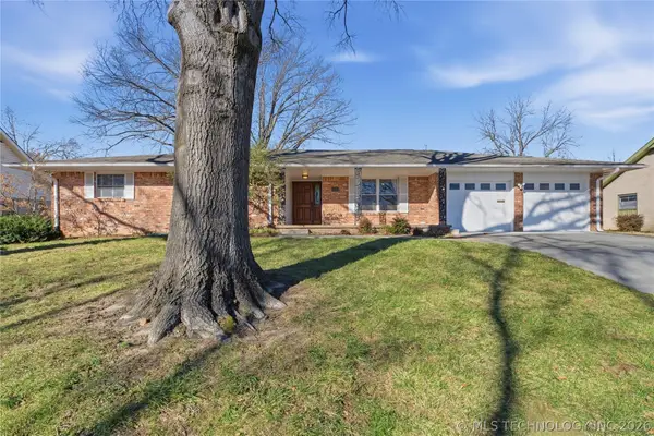 1037 Meadow Drive, Bartlesville, OK 74006