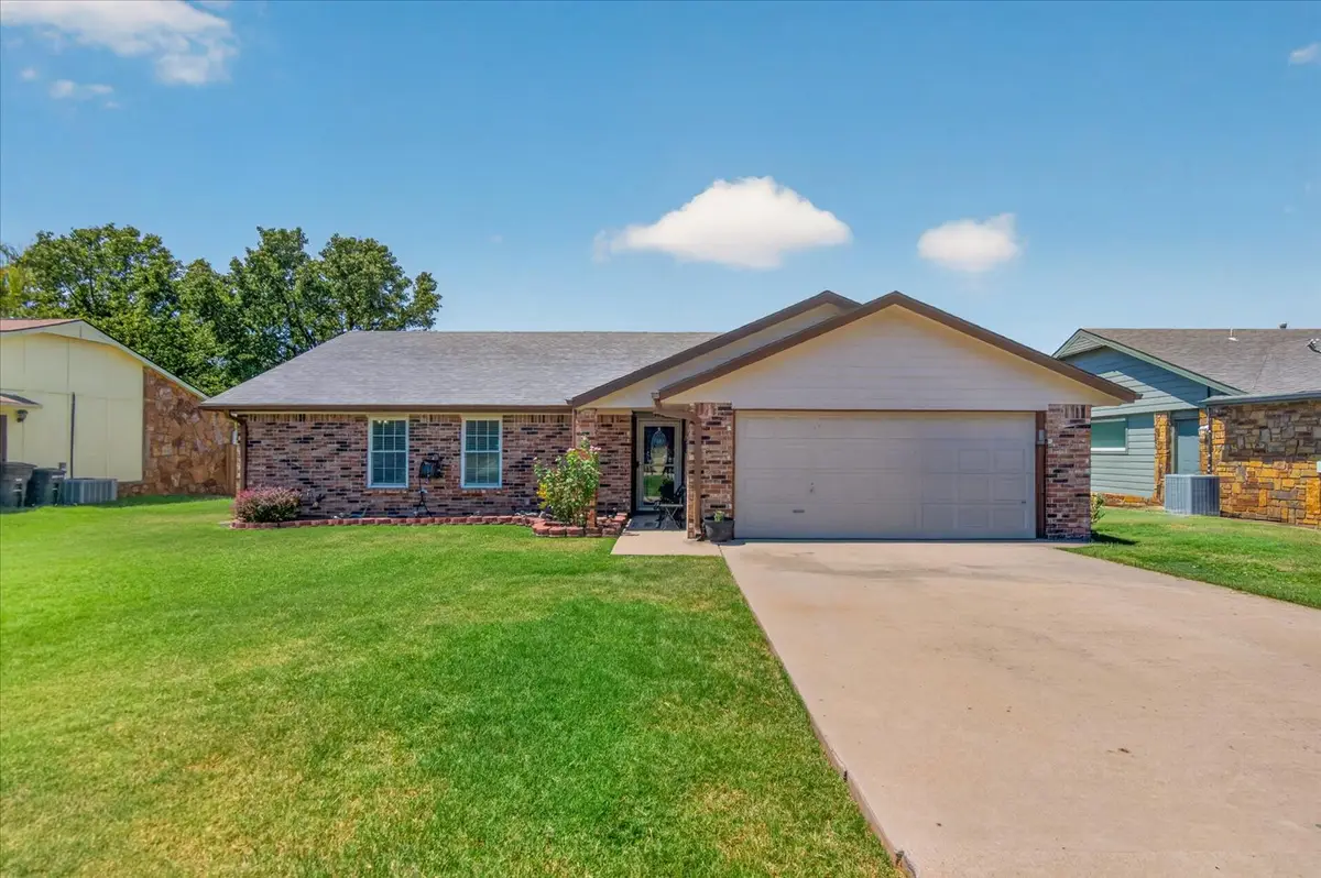 1209 Prairie Heights, Bartlesville, OK 74006 - #1